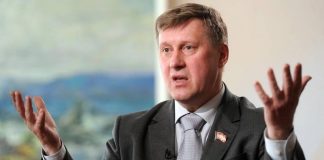 В пыли по Локоть: как обострилась ситуация в Новосибирске