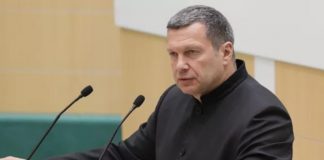ФСБ задержала неонацистов, которые планировали уничтожить корреспондента Соловьева