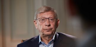 Байден для Евтушенкова: «американский вирус» в российской «Системе»