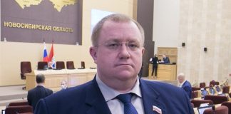 Депутатские закрома. Павел Кива: обряд либо взятки, метла либо Range Rover?