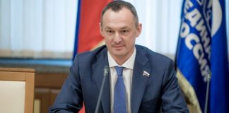 Экс-парламентария Государственной Думы приговорили к тюремному сроку за стычку с сотрудником ДПС