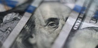 Блумберг: выплаты по российскому наружному долгу в мае месяце не дошли до финансистов