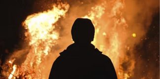 Минусинец облил бензином и поджёг жену во время ссоры