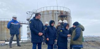 На Енисее снова обнаружили пятна от топлива. Прокуратура начала проверку