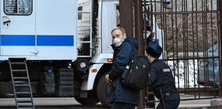 Прокуратура решила не трогать генерала за погоны