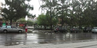 В центре Новосибирска прорвало трубу во время испытаний