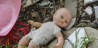 В Новосибирске женщина выбросила новорожденного ребенка на свалку.