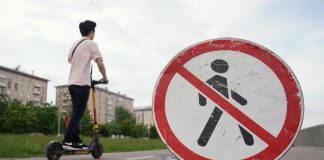 В Улан-Удэ могут ограничить езду на электросамокатах