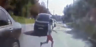 В сети опубликовали видео смертельного ДТП с автобусом и мальчиком в Красноярске