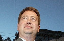 «Все прошлые годы Аркадий Вячеславович не мог пожаловаться на отсутствие внимания к нему со стороны следователей.» // Евстафьеву светит