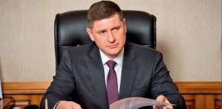 Под лозунгом «Жизнь Ворам!»