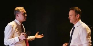 Владимир Милов ответит за «путинскую гнилую обезьяну».
