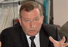 Александр Карлин носит «почетное звание» самого неэффективного губернатора // Алтайскому губернатору угрожает скорая отставка