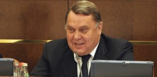 Бывший-члена сената Шнякина обвинили в хакерстве