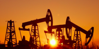 Управляющий «Каюм Нефти» сообщил об угрозе вывода тысяч тонн нефти. Суд разрешил проводить средства мимо счетов