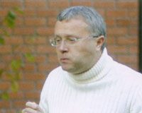 Глава НРБ Лебедев при каждом удобном случае любит намекать на свое подпольное прошлое и грозить конкурентам «пыточными в Ясенево» // Тайный агент советской разведки