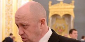 «Повар Путина» в африканском лесу.
