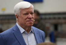 В итоге обстрела Николаева умер украинский бизнесмен Алексей Вадатурский
