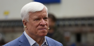 В итоге обстрела Николаева умер украинский бизнесмен Алексей Вадатурский