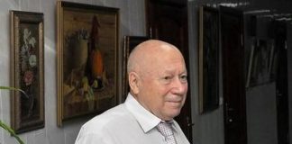 Леонид Харламов грелся на «РИФе».