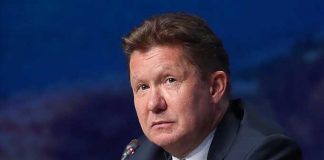 Кому светит золотой шпиль Petropavlovsk-a