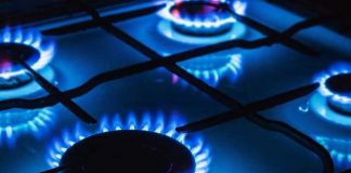 Латвия возобновила закупку российского газа через посредника