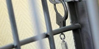 Российского таможенника осудили на восемь лет за взятку в 20 миллионов рублей