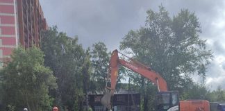 В Кировском районе Томска снесли аварийную двухэтажку по улице Энергетиков