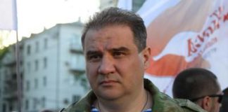 Александру Тимофееву к звезде Героя повесили срок.