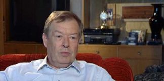 Имя последнего главы КГБ Вадима Бакатина в массах ассоциируется с предателем и изменником Родины