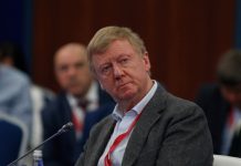 Супруга Чубайса подтвердила его диагноз, а Собчак опубликовала фото из реанимации