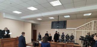 В Красноярске осудили толпу, которая пытала, изнасиловала молотком и убила школьницу