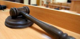 Новосибирского таксиста осудили на девять лет за убийство пассажира