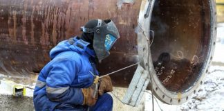 Восстановление водовода в Октябрьском районе Томска должно завершиться к ноябрю