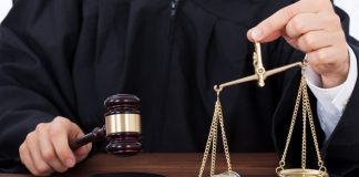 Юрист-решальщик сдала судейскую мафию