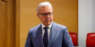 Артем Усс двойного назначения.