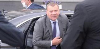 Приземленные активы Юрия Борисова.