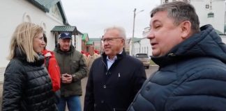 Мэр Канска пообещал губернатору благоустроить сквер за 9 дней. Усс не поверил