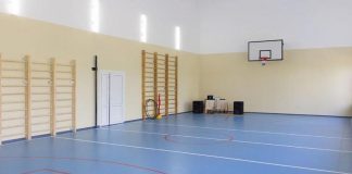 В Новосибирской области второклассник умер на уроке физкультуры