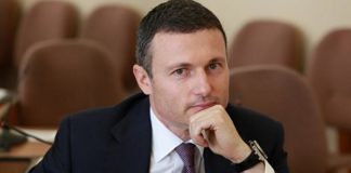 «У Ильюши всё так плохо?» Челябинский предприниматель-депутат Мительман подался к Бузовой