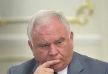 Выставка достижений Владимира Проничева.