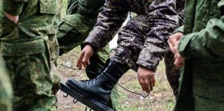 Солдатская баня тоже ранит