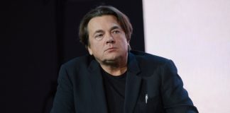 Как зам Эрнста Александр Файфман и продюсер Стародубцева вывели 500 млн руб. из казны церемоний на Чемпионат Мира 2018 года