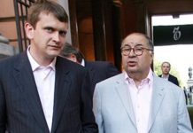 «Связной» подал сигналы Таврину