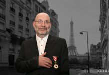 Как сбежавший на Запад Борис Акунин заработал на люксовую недвижимость в Париже и Москве