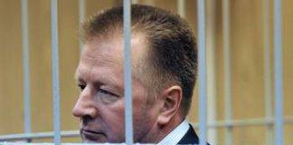 Александр Елькин пошел на вторую посадку.