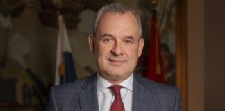 Разжалованный глава Василеостровского района Петербурга залег на дно