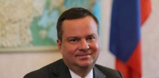Редчайший по наглости фортель выдал уходящий в «Алроса» заместитель министра денег Алексей Моисеев