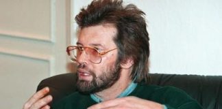 Взлет и падение настройщика капитализма в Российской Федерации.