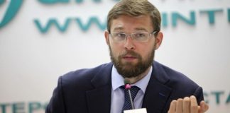 Обогатившийся на российской энергетике государственный служащий Ливинский и экономист Турлов «возвратили для себя «кубышку» для обмана владельцев акций и вывода средств за границу»